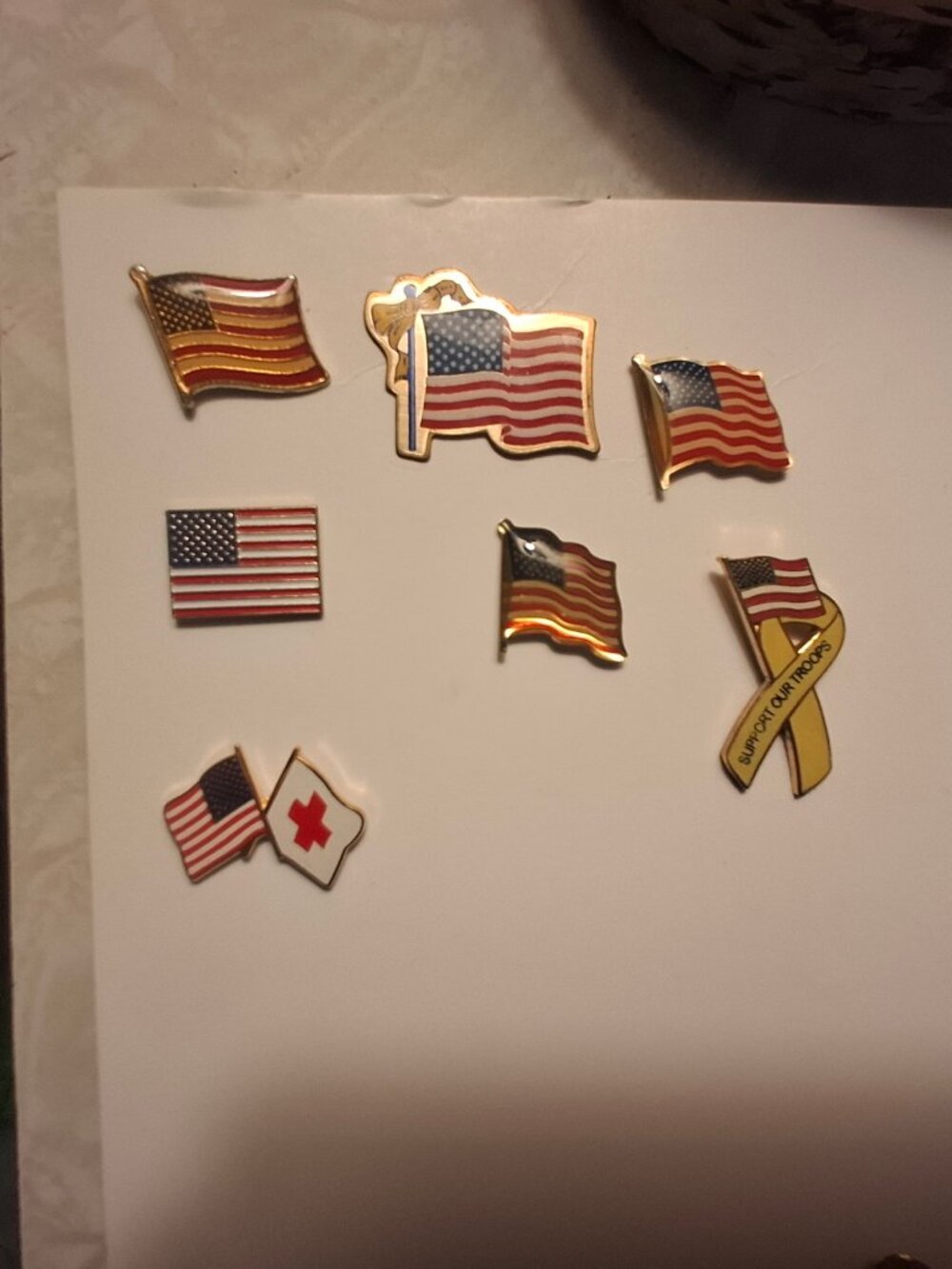 7 Vintage US Amerian Flag Patriotic Lapel Pins